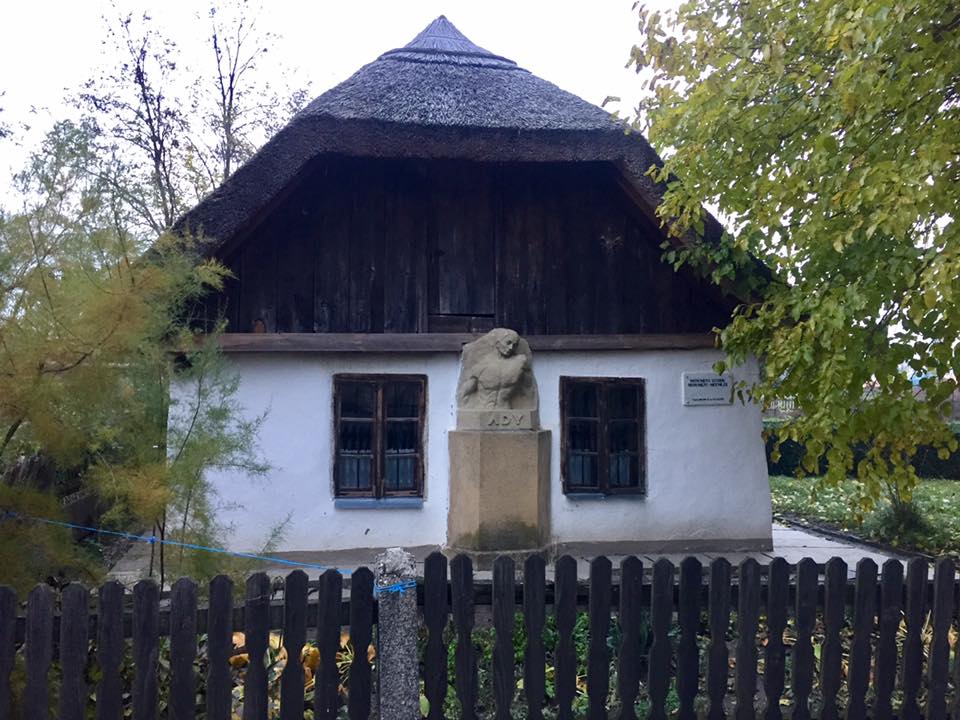 szülőház