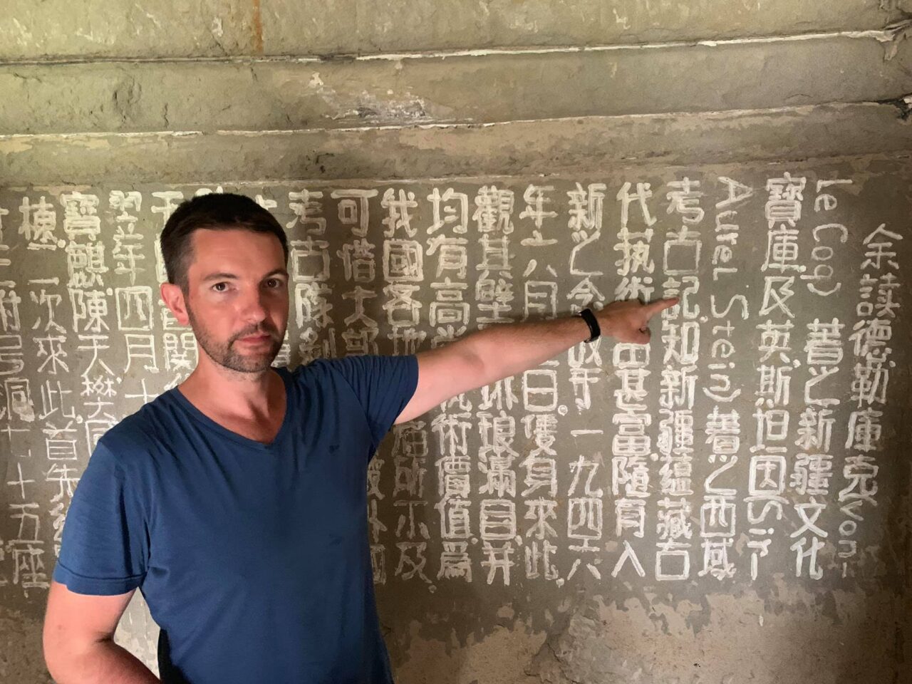 Kizil buddhista barlangtemplomok Kucsa mellett.