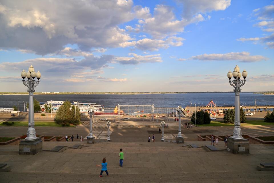 A Volga partja Volgográd belvárosában.