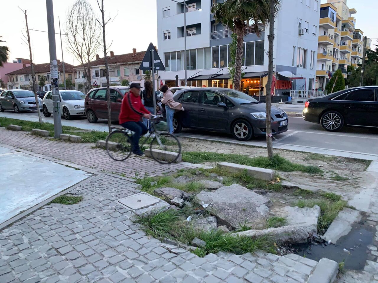 durres utcakép