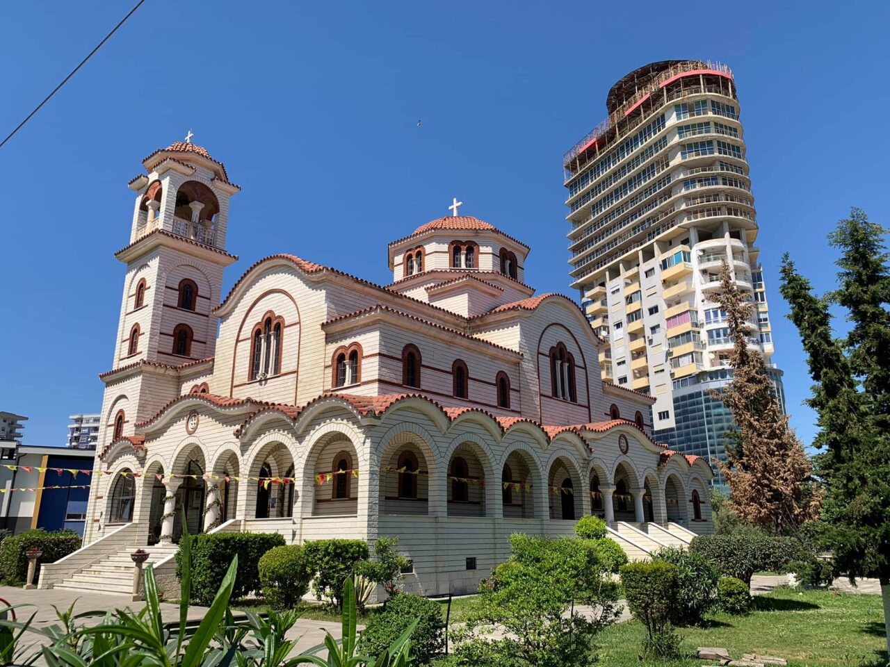 Pál apostolról és Szent Asztiuszról elnevezett ortodox keresztény templom durres