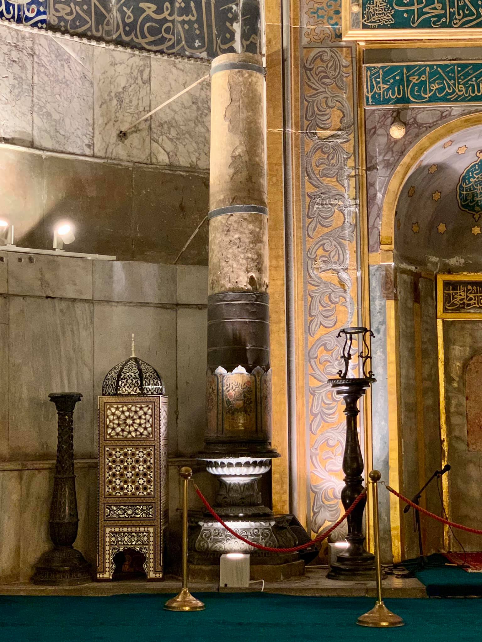 hagia sofia belül gyertyatartók